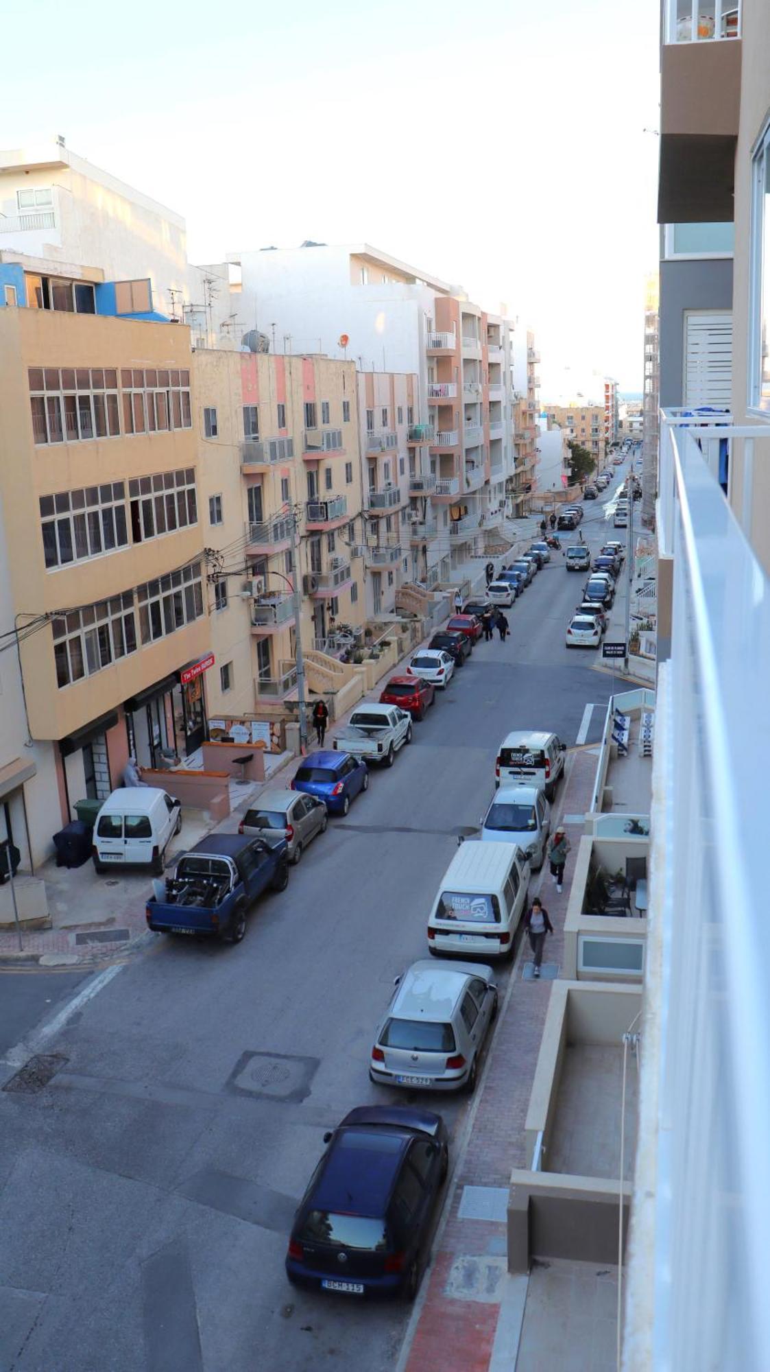 Sc6 - Modern & Spacious 2 Bed Apartment St. Paul's Bay